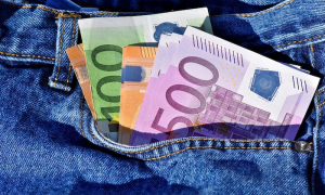 banconote euro jeans