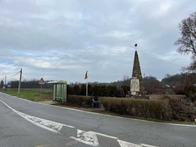 castelletto cervo monumento caduti a