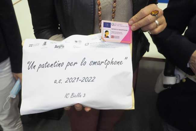 patentino smartphone