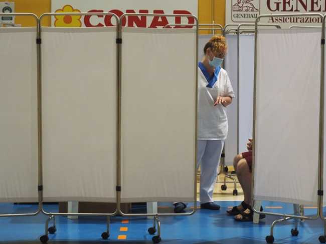 vaccini attesa puntura